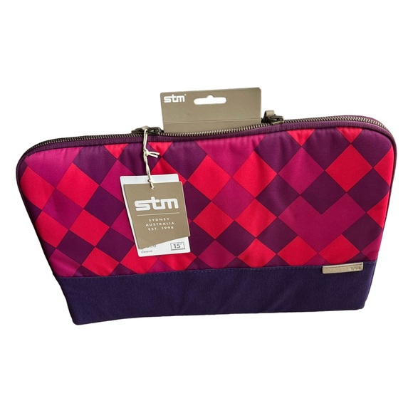 STM Grace, Women's Laptop Sleeve for 15” MacBooks & Ultrabooks - Purple Diamond - Picture 12 of 14
